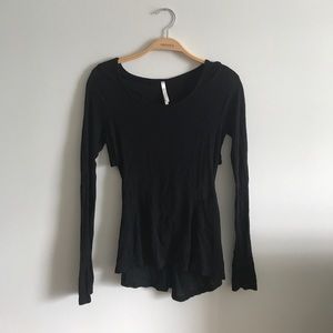 BLACK CUTOUT BLOUSE